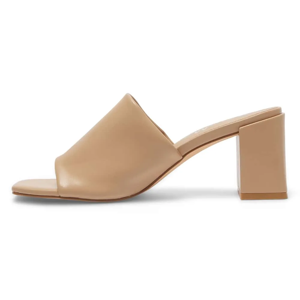 Geri Heel in Nude Smooth