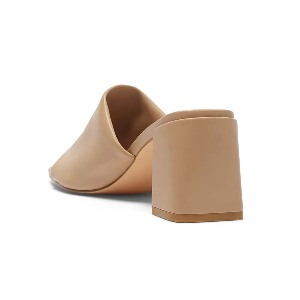 Geri Heel in Nude Smooth