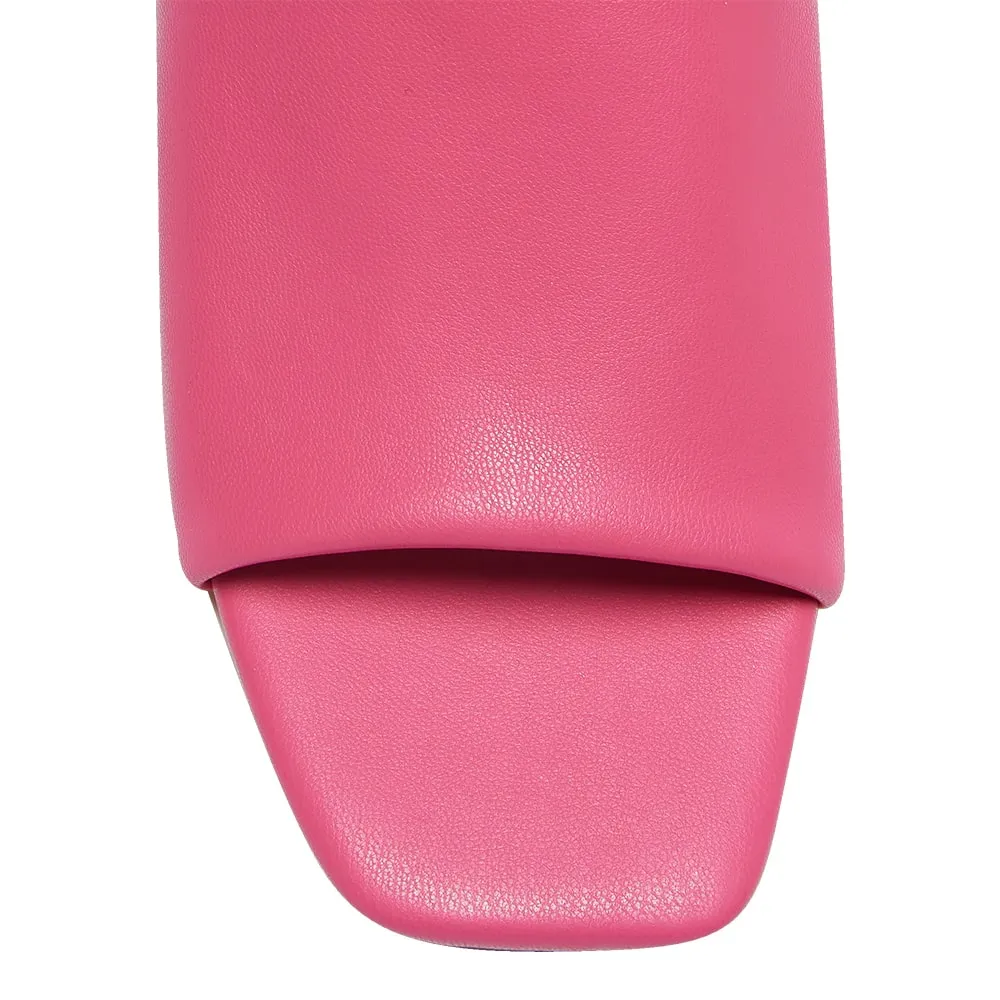 Geri Heel in Pink Smooth