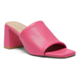 Geri Heel in Pink Smooth