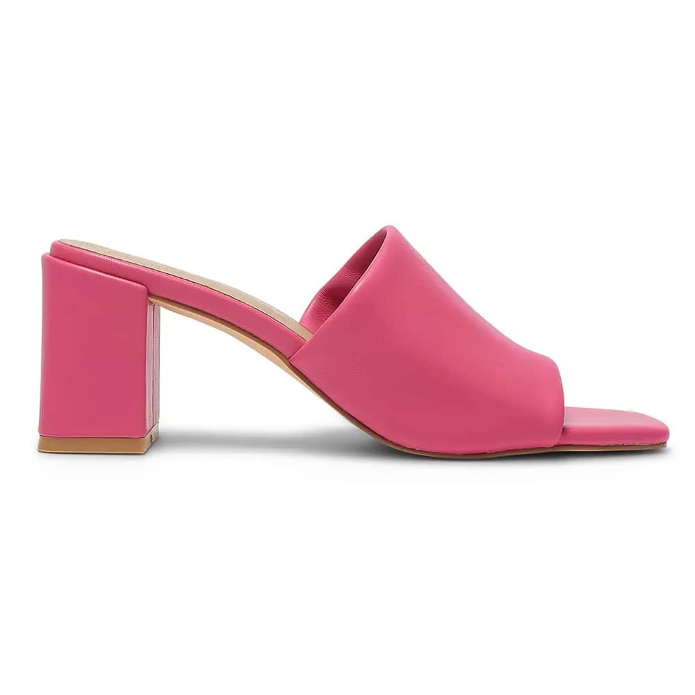 Geri Heel in Pink Smooth